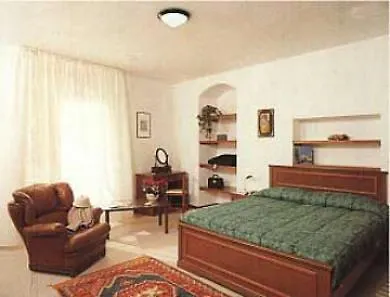 San Rufino 2* Asís