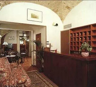 サン ルフィーノ 2*